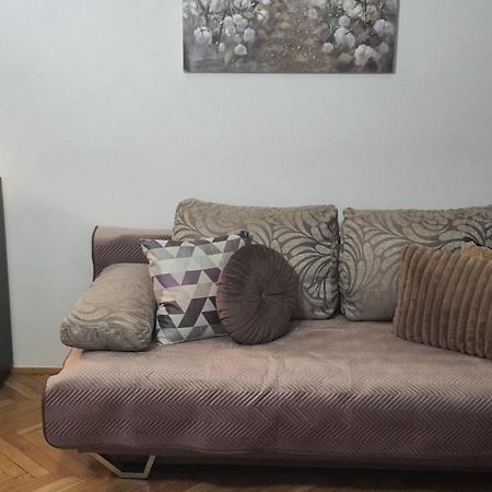 Apartament Trini Kłodzko Buitenkant foto