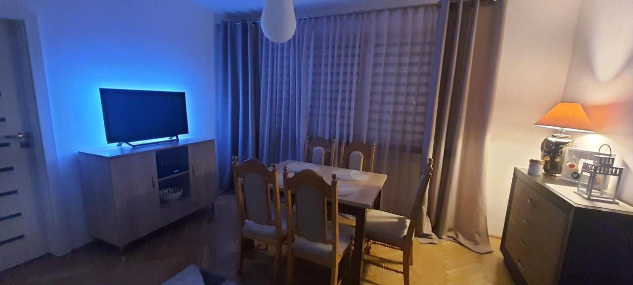 Apartament Trini Kłodzko Buitenkant foto