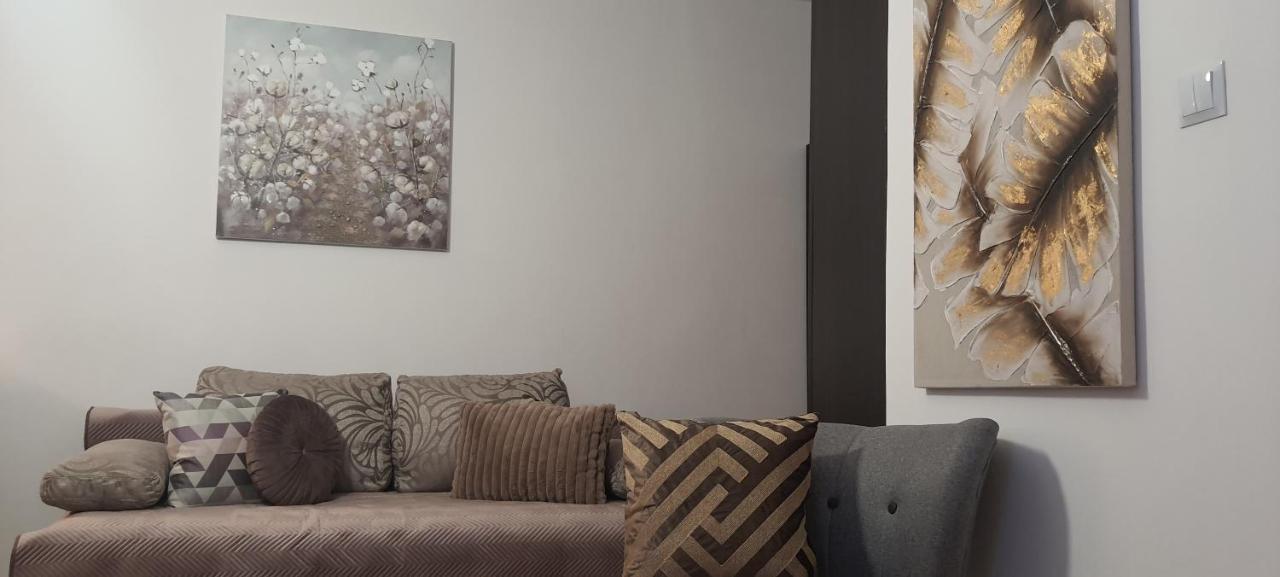 Apartament Trini Kłodzko Buitenkant foto