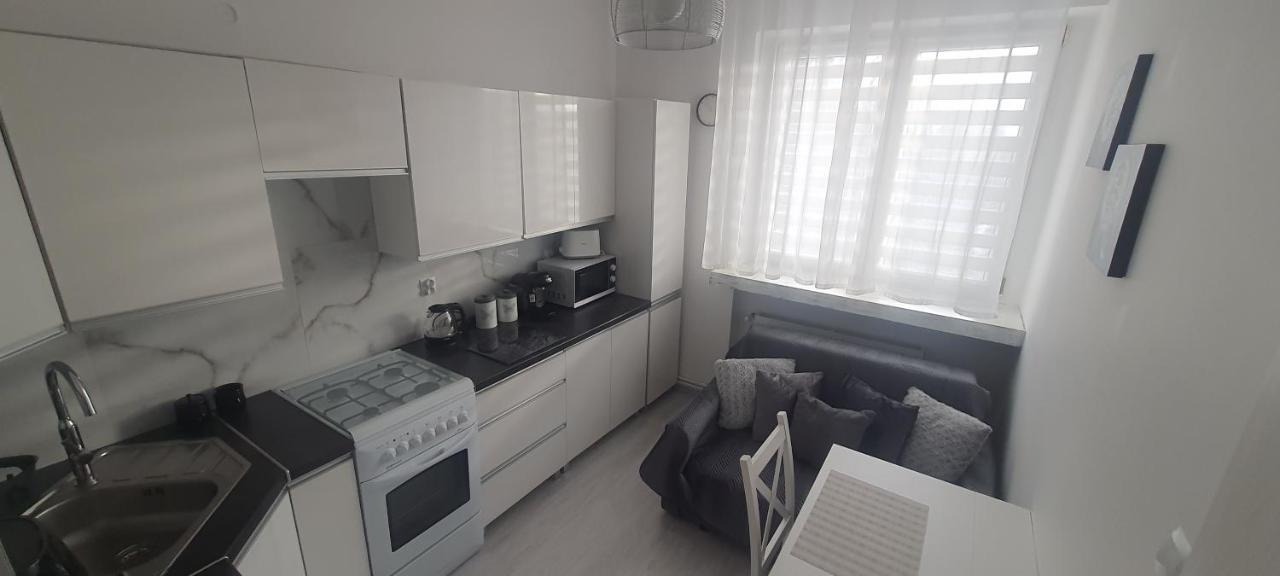 Apartament Trini Kłodzko Buitenkant foto