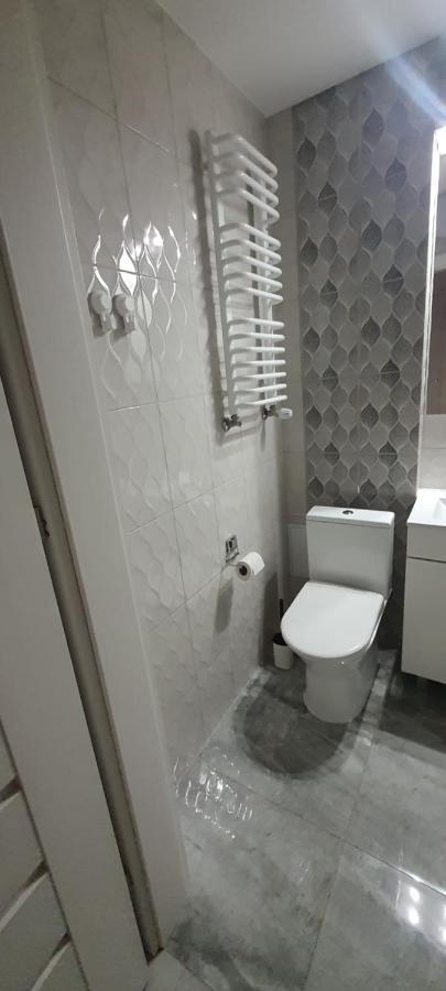 Apartament Trini Kłodzko Buitenkant foto